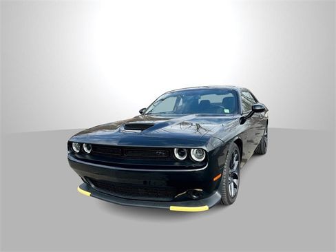 Used 2023 Dodge Challenger R/T w/ Blacktop Package image 1