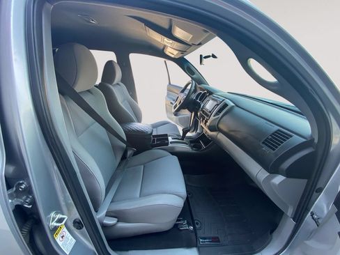Used 2014 Toyota Tacoma 4x4 Double Cab w/ TRD Sport Package image 15