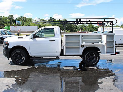 Used 2025 RAM 3500 Tradesman RWD image 7