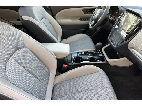 Used 2026 Subaru Forester Premium AWD/4WD image 16