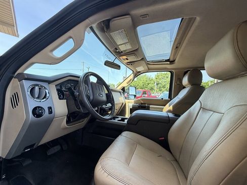 Used 2016 Ford F350 Lariat w/ Lariat Interior Package AWD/4WD image 11