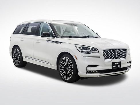 Used 2023 Lincoln Aviator Black Label w/ Dynamic Handling Package AWD/4WD image 7
