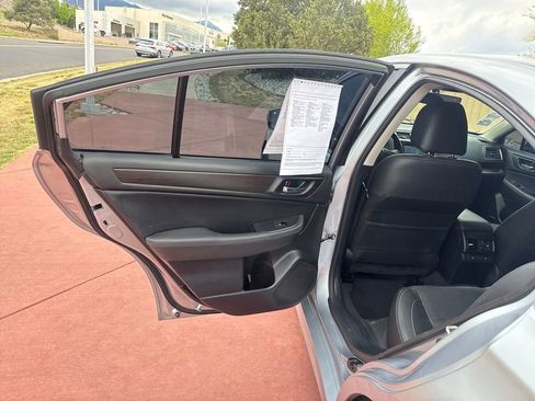 Used 2017 Subaru Legacy 3.6R Limited AWD/4WD image 19
