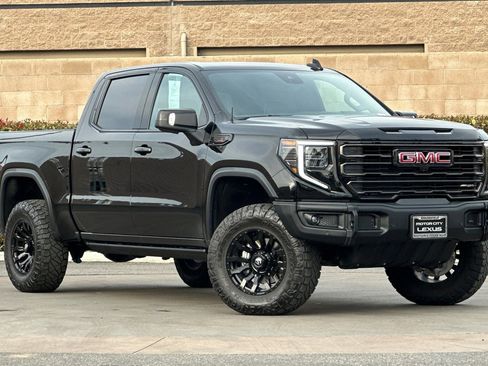 Used 2024 GMC Sierra 1500 AT4X w/ AT4X AEV Edition image 2