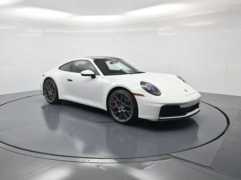 Used 2026 Porsche 911 Carrera S RWD image 32