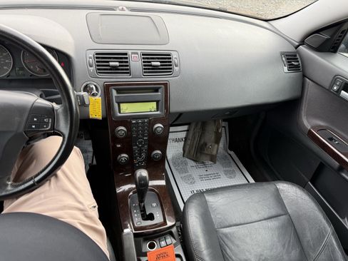 Used 2005 Volvo S40 2.4i image 12
