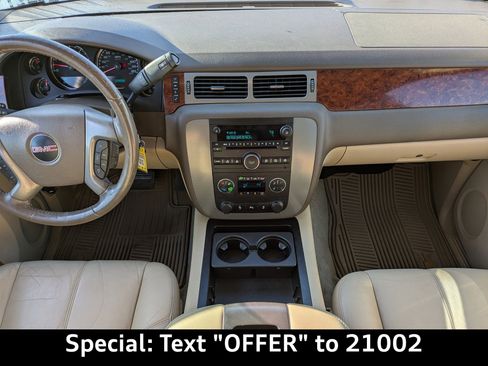 Used 2014 GMC Yukon SLT image 16