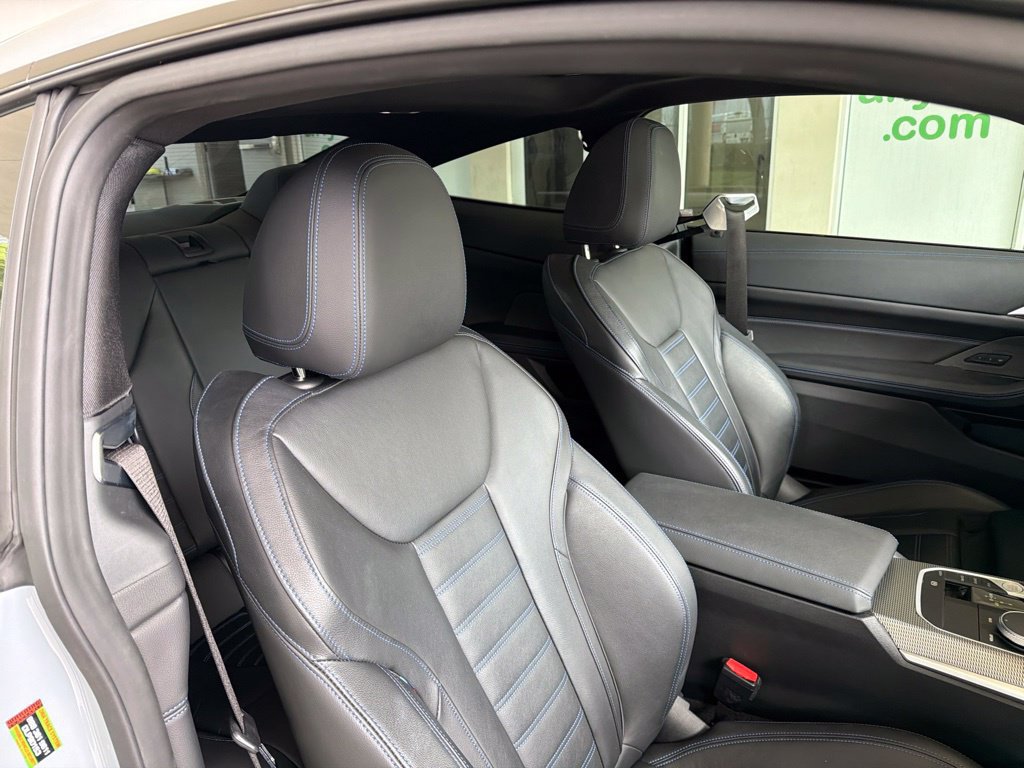 Used 2022 BMW 430i Coupe w/ M Sport Package RWD image 26