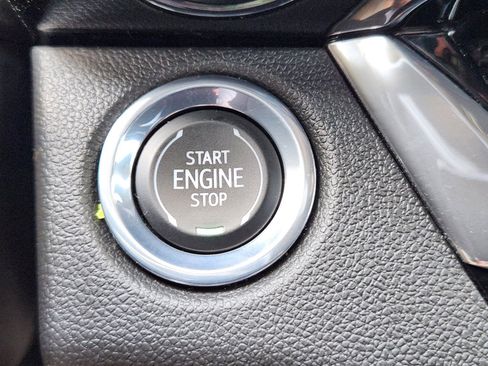 Used 2024 Buick Envista Sport Touring w/ Convenience I Package FWD image 18