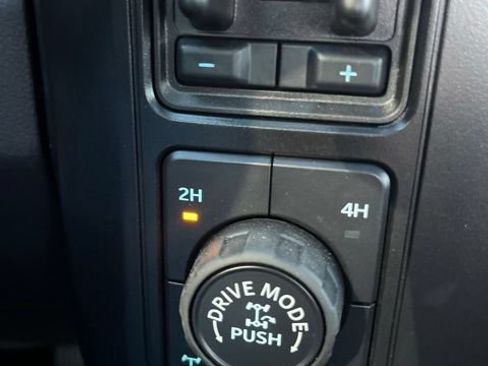Used 2026 Ford F250 Lariat w/ Tremor Off-Road Package AWD/4WD image 24