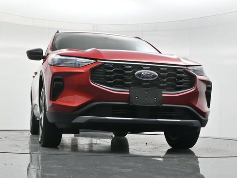 Used 2025 Ford Escape ST-Line AWD/4WD image 45