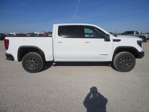 New 2026 GMC Sierra 1500 AT4X image 3