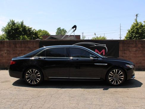 Used 2018 Lincoln Continental Select FWD image 5