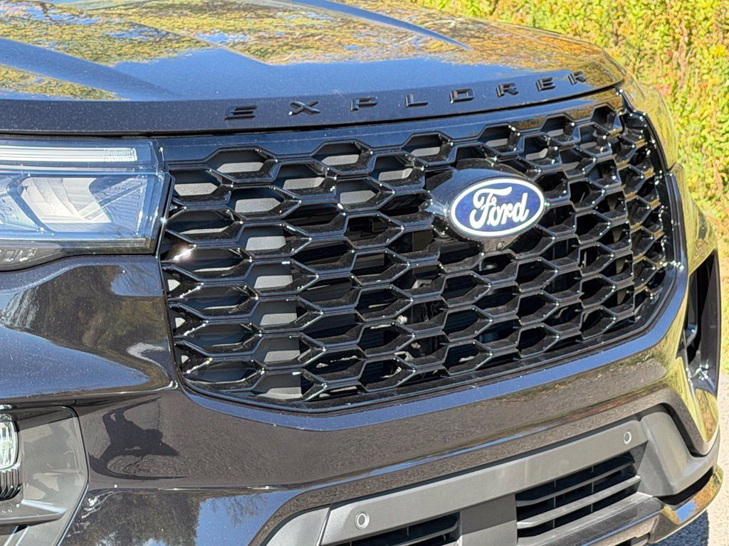 New 2027 Ford Explorer ST-Line AWD/4WD image 18