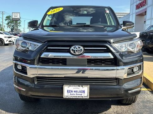Used 2021 Toyota 4Runner Limited AWD/4WD image 2
