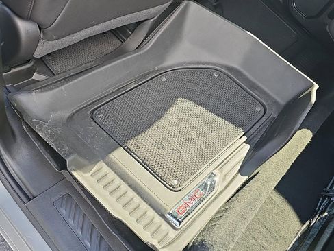 Used 2025 GMC Sierra 1500 AT4 image 28