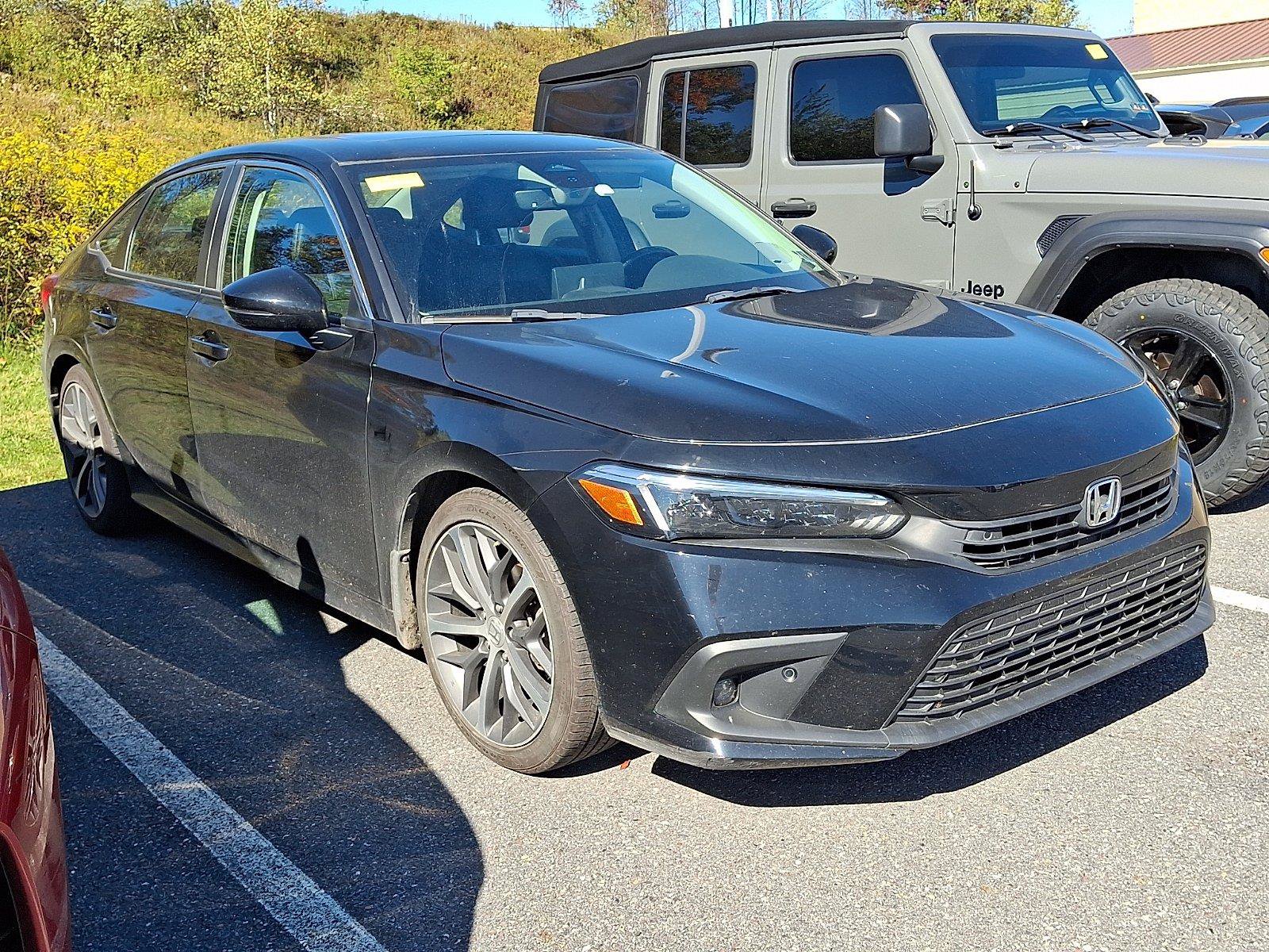 Used 2022 Honda Civic Touring image 1
