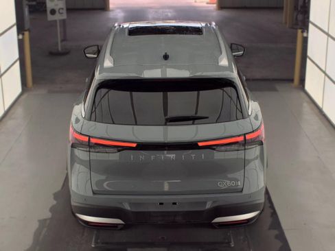 Certified 2026 INFINITI QX60 Luxe w/ Cargo Package AWD/4WD image 15