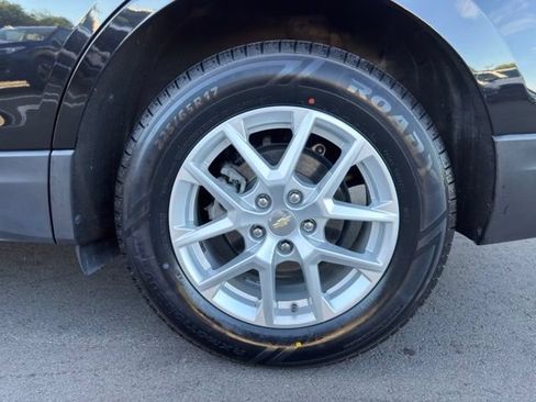 Used 2023 Chevrolet Equinox LT AWD/4WD image 29