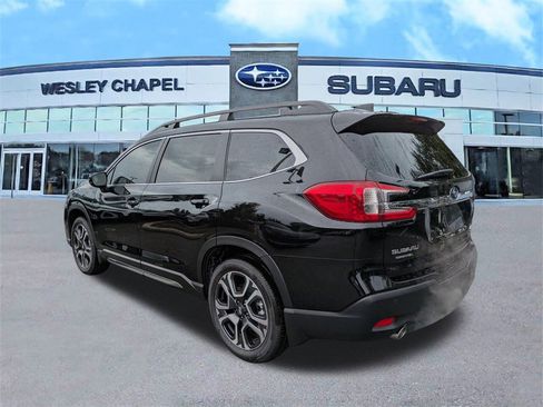 New 2025 Subaru Ascent Limited image 5
