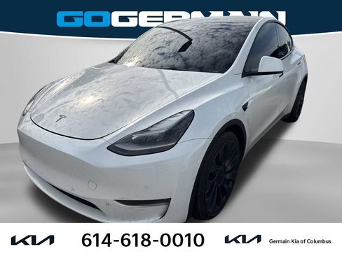 Used 2022 Tesla Model Y Performance AWD/4WD image 1