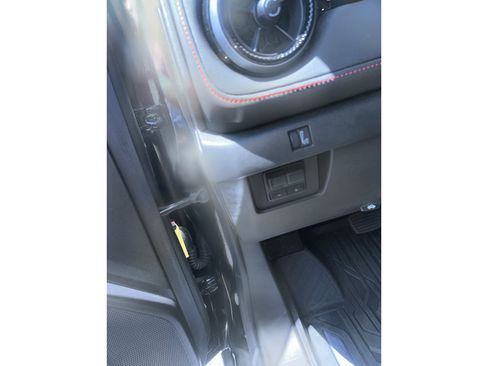 Used 2023 Chevrolet Colorado Z71 w/ Z71 Convenience Package 2 AWD/4WD image 16