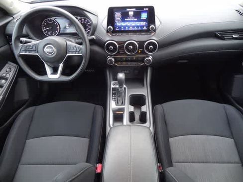 Used 2023 Nissan Sentra SV FWD image 10