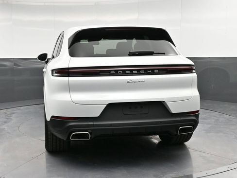 New 2026 Porsche Cayenne Base image 7