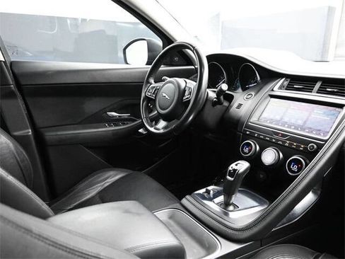 Used 2018 Jaguar E-PACE S image 18