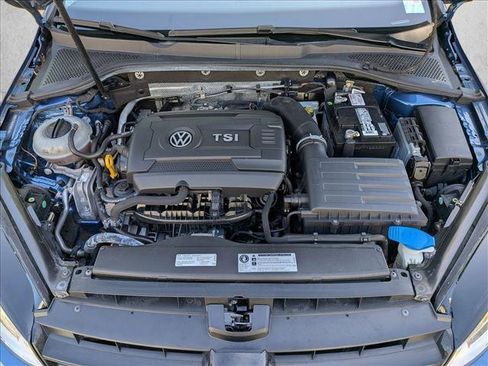 Used 2015 Volkswagen Golf S FWD image 21