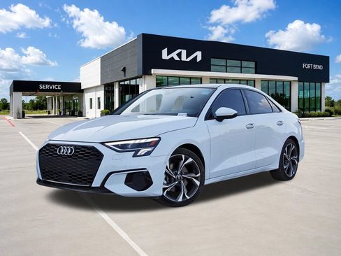 Used 2022 Audi A3 2.0T Premium Plus w/ Premium Plus Package FWD image 1