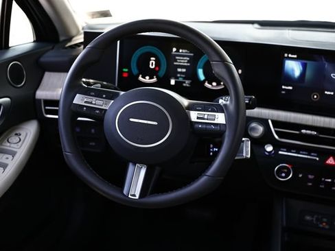 Certified 2025 Hyundai Sonata SEL FWD image 26