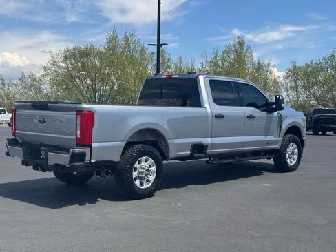 Used 2023 Ford F350 XLT w/ FX4 Off-Road Package AWD/4WD image 6
