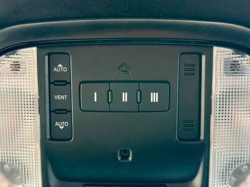 Used 2023 Dodge Durango R/T w/ Hemi Orange Plus Package AWD/4WD image 34