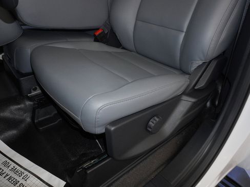 New 2026 Ford F550 4x4 Regular Cab Super Duty image 21