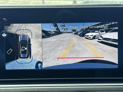 Used 2025 Mercedes-Benz GLE 450e 4MATIC image 26