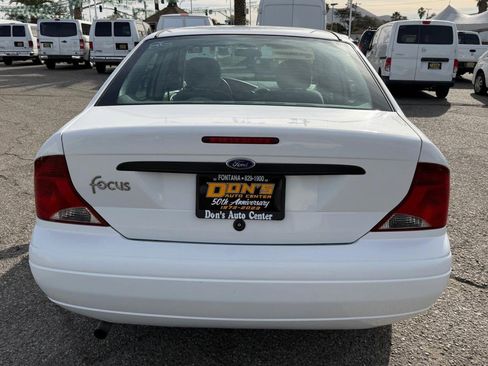 Used 2003 Ford Focus LX image 7