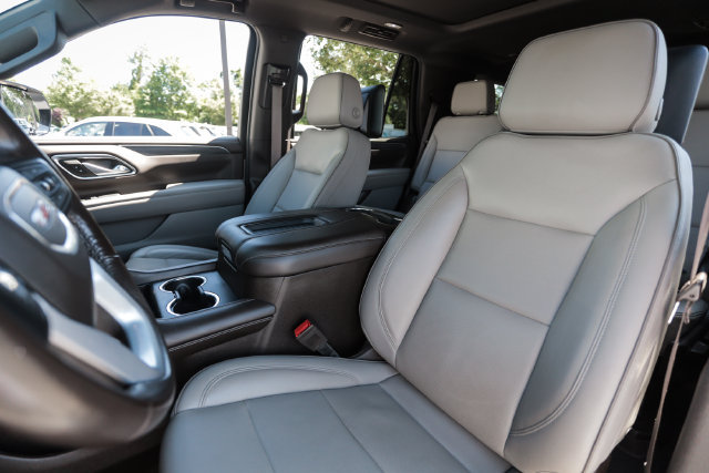 Used 2021 GMC Yukon SLT w/ SLT Premium Package AWD/4WD image 48