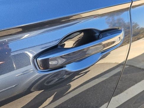 Used 2025 Honda CR-V EX-L image 24