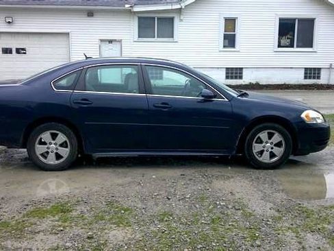Used 2011 Chevrolet Impala LT image 11