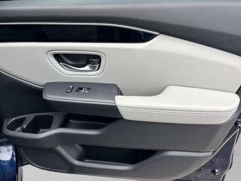 Used 2023 Honda Pilot Touring image 20
