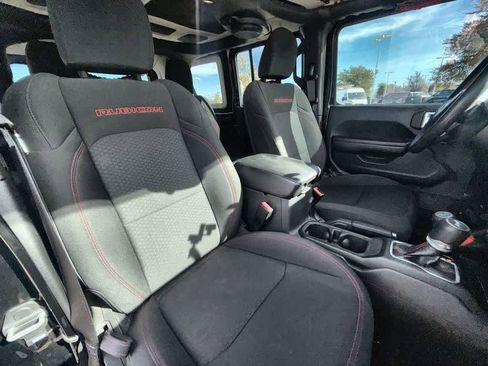 Used 2023 Jeep Wrangler Rubicon image 14