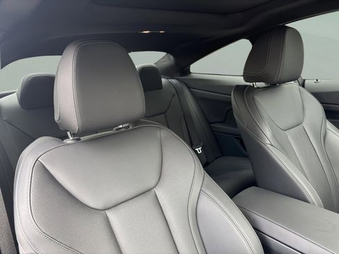 Used 2026 BMW 430i Coupe w/ M Sport Package image 25