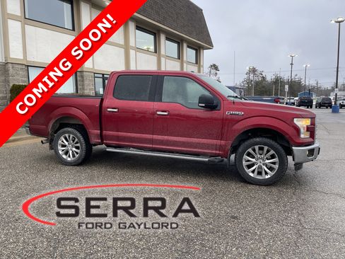 Used 2015 Ford F150 XLT w/ Equipment Group 302A Luxury image 1