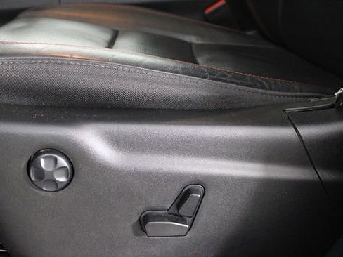 Used 2024 Dodge Durango GT image 25