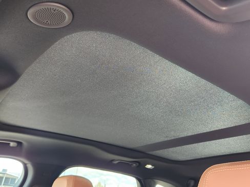 New 2026 Jaguar F-PACE R-Dynamic S image 22