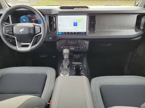 New 2025 Ford Bronco Big Bend image 11