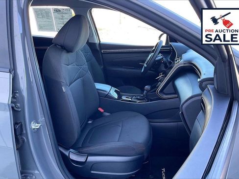 Used 2024 Hyundai Tucson SE image 7