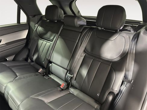 New 2026 Land Rover Range Rover Sport Dynamic SE image 13