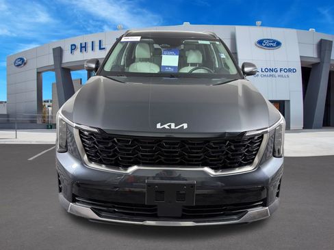 Used 2025 Kia Sorento S AWD/4WD image 8